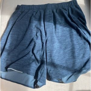 Men’s S lululemon shorts